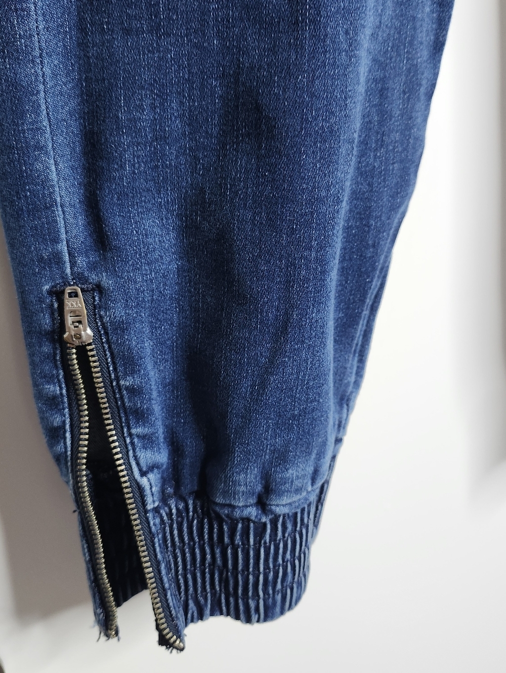 J Brand Arkin Zip Ankle Jogger Womens 29 Intrepid Denim Blue Utility Jeans - Picture 5 of 14